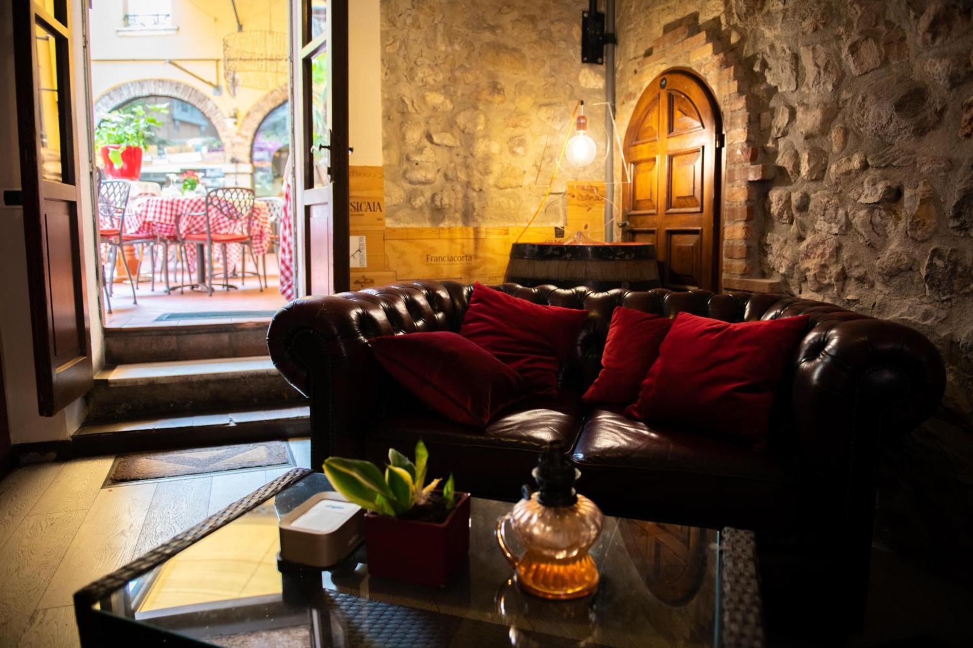 Alessi Hotel Trattoria Desenzano del Garda Eksteriør billede