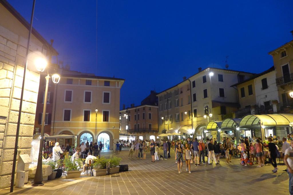 Alessi Hotel Trattoria Desenzano del Garda Eksteriør billede